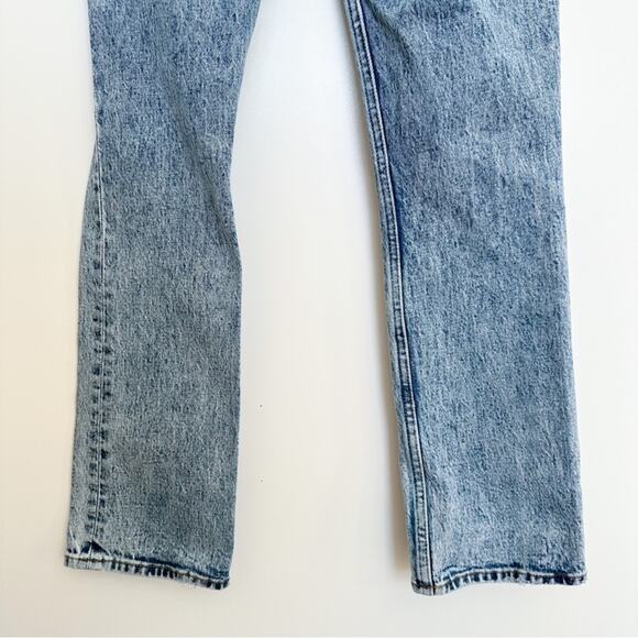 Abercrombie & Fitch 90s Skinny High Rise Distressed Jeans - Picture 9 of 16